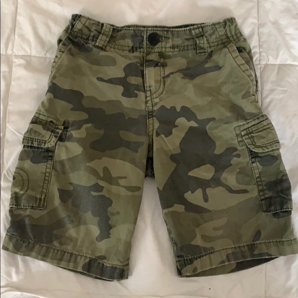 children’s place boys camouflage fatigue shorts 3T